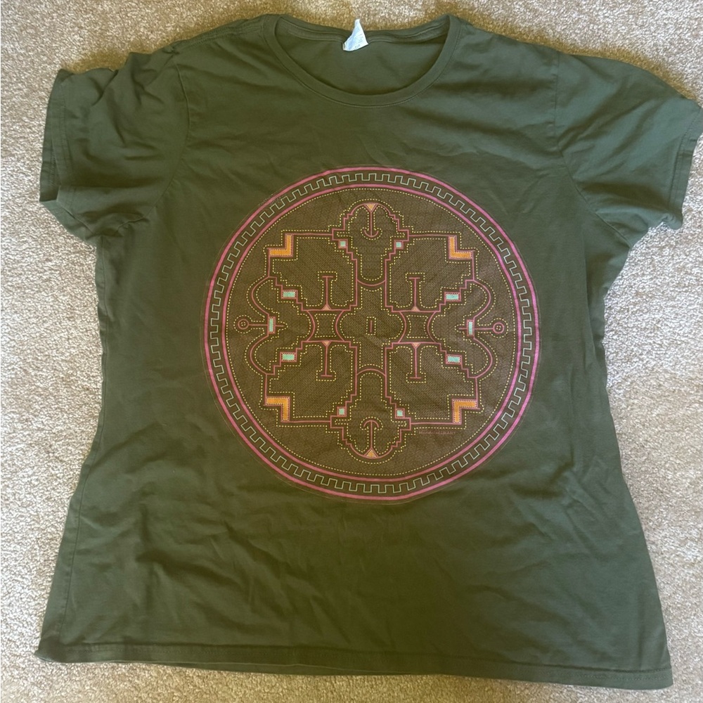 Women’s ayahuasca shipibo print t shirt
